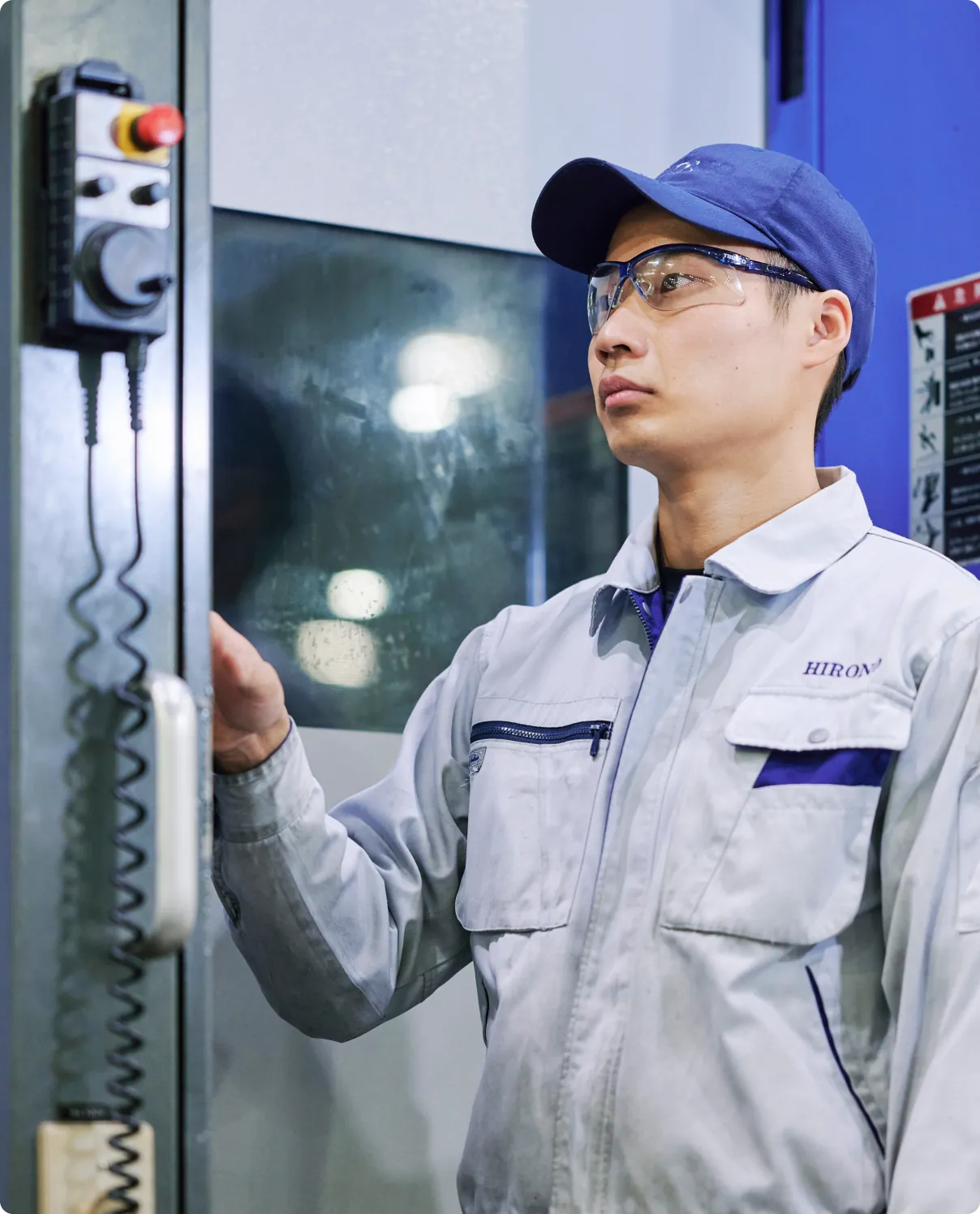 製造課の作業風景