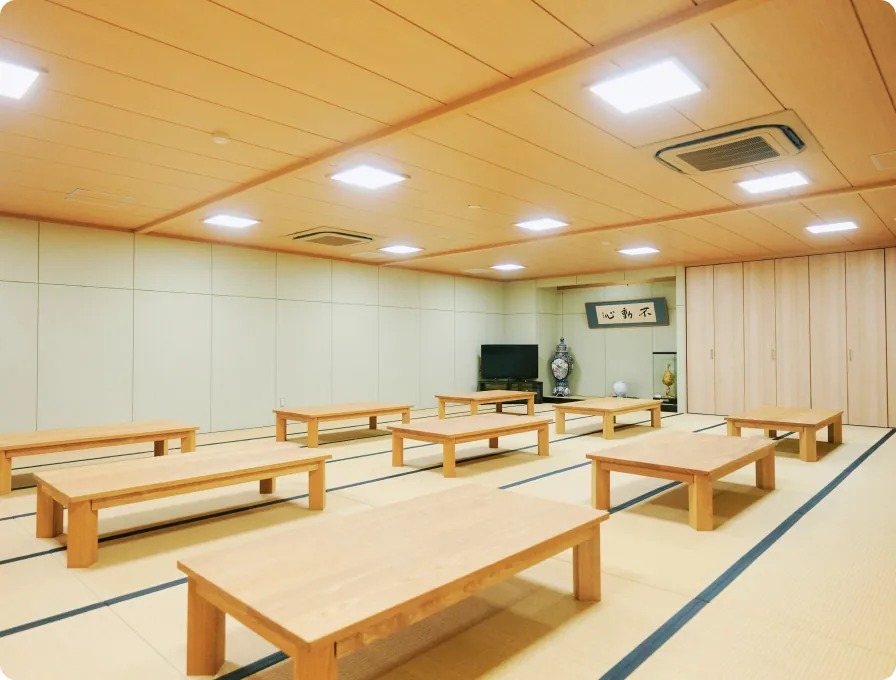 避難スペースとして整備された社内の和室